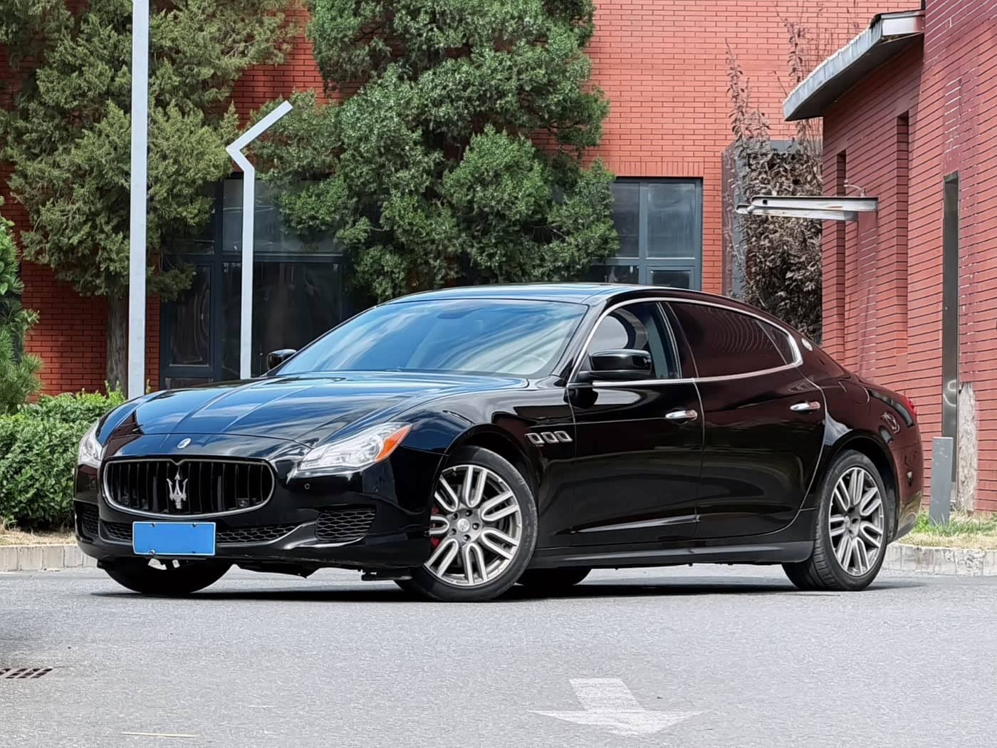 Maserati Quattroporte