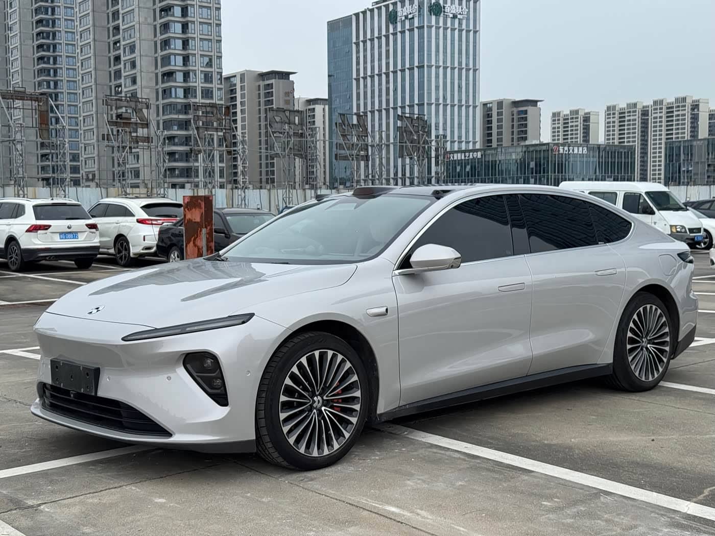 NIO ET7