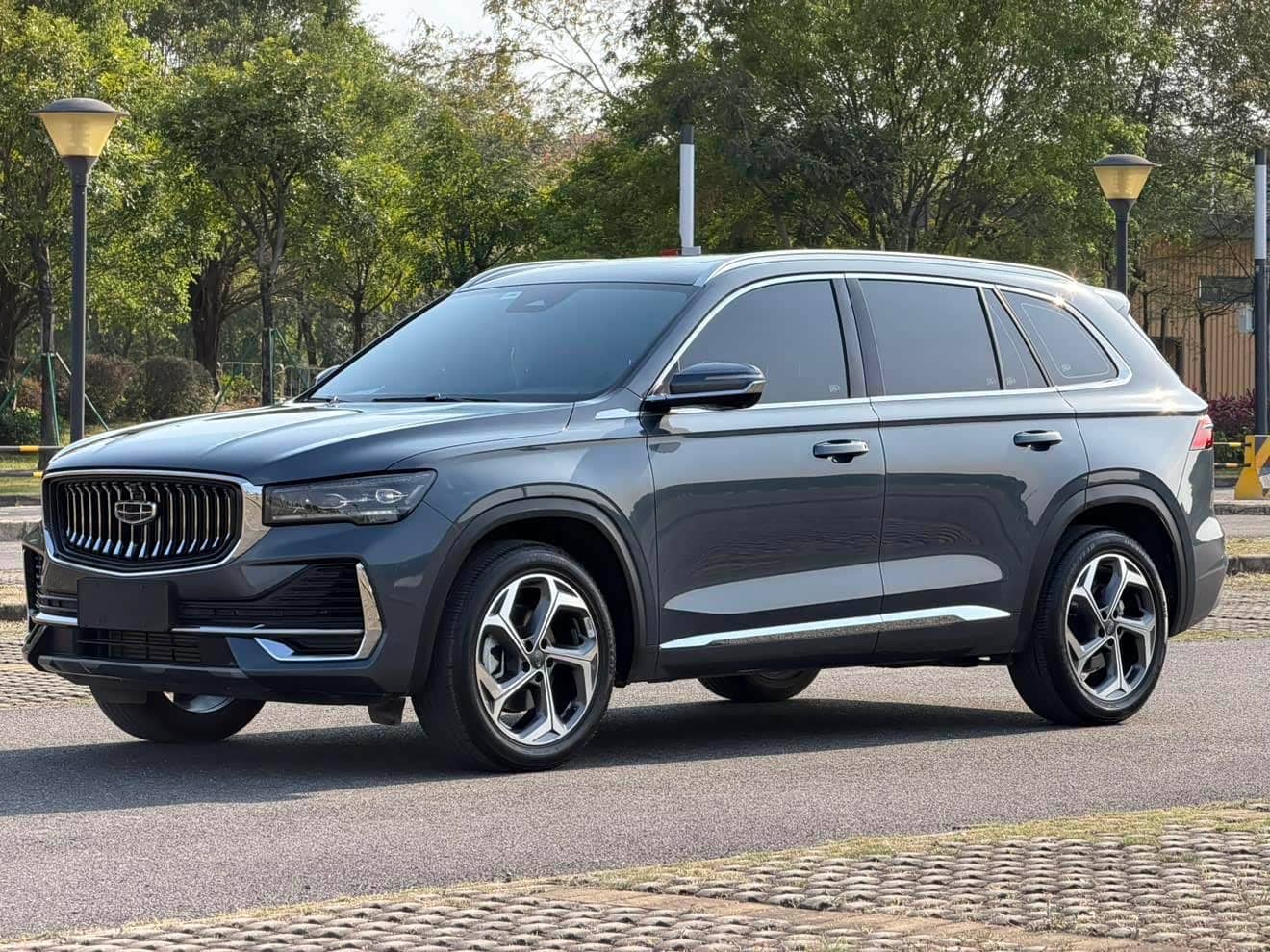 Geely Xingyue L