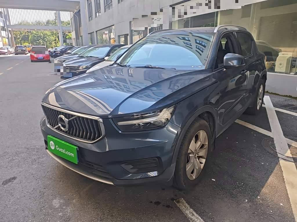 Volvo XC40