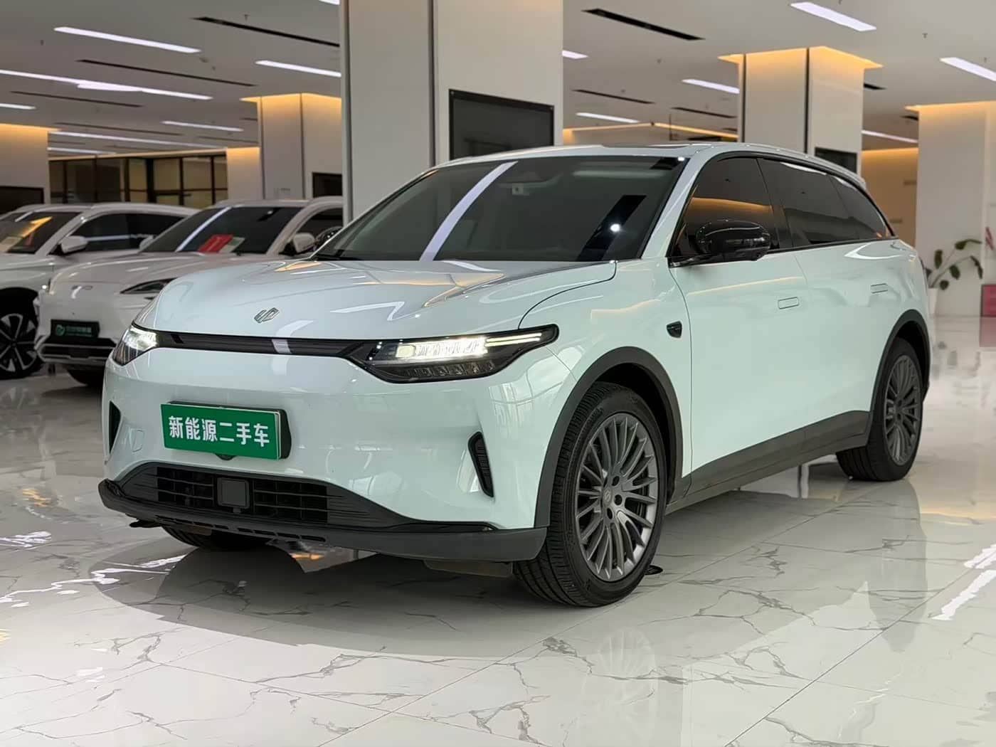 Leapmotor C11
