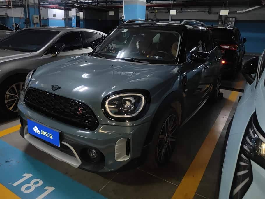 MINI COUNTRYMAN