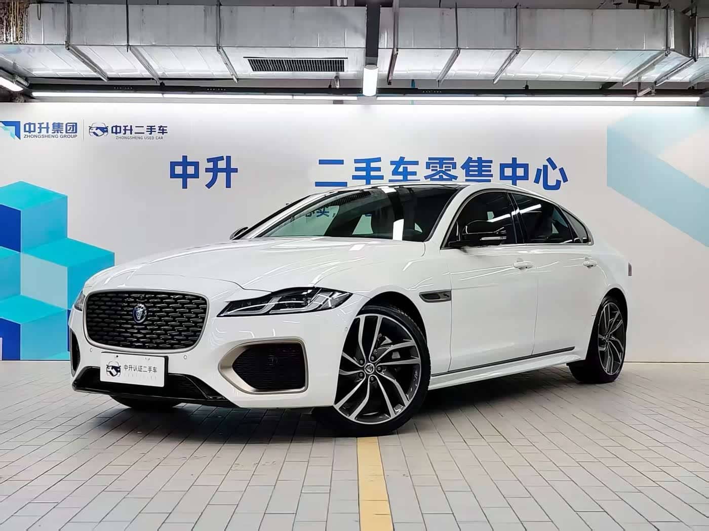 Jaguar XFL