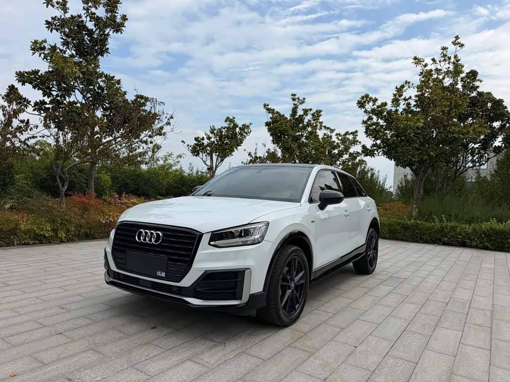 Audi Q2L
