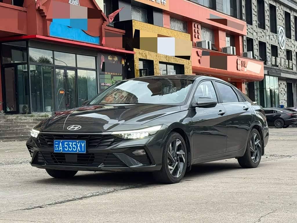 Hyundai Elantra