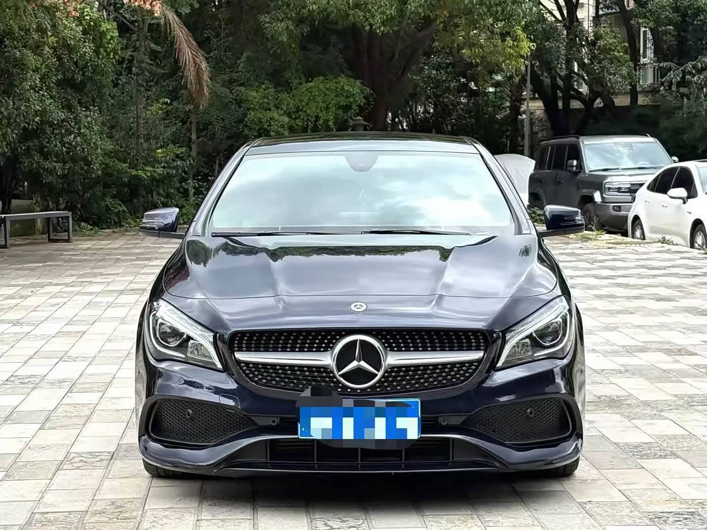 Mercedes-Benz CLA