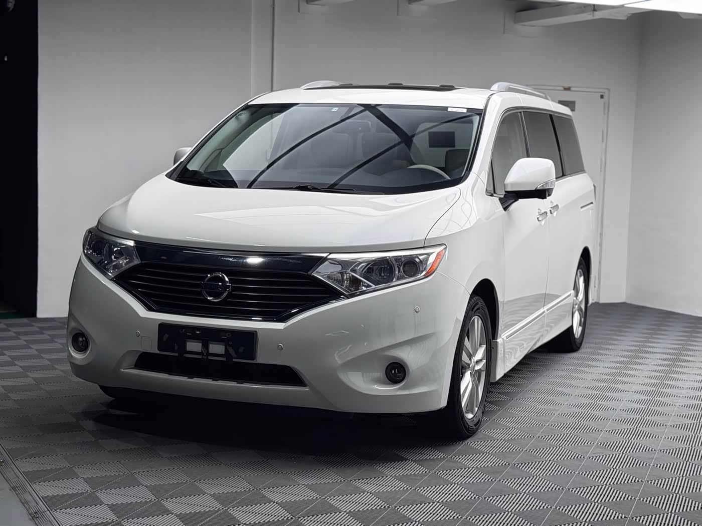 Nissan Quest