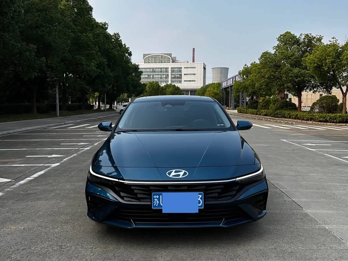 Hyundai Elantra