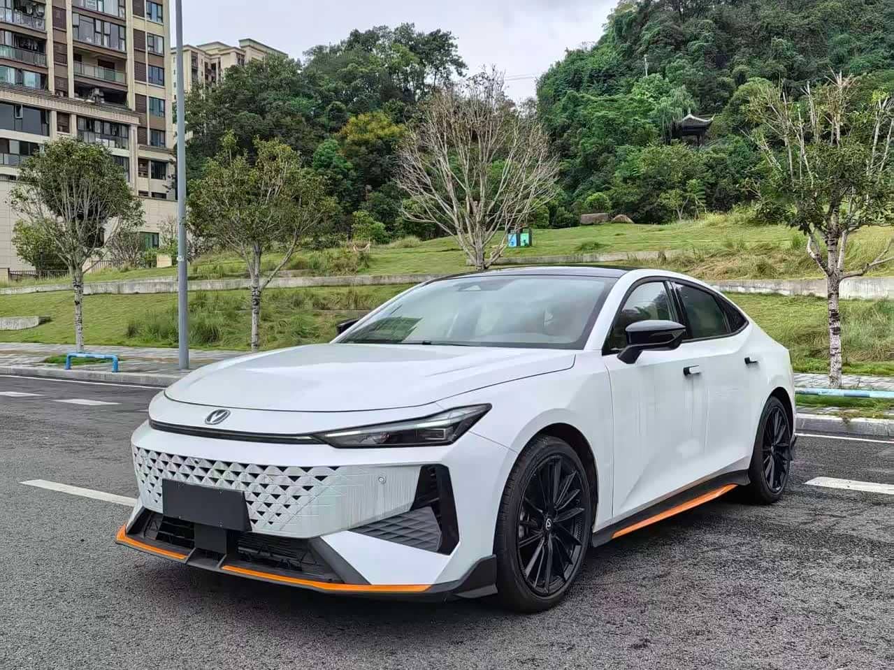 Changan UNI-V