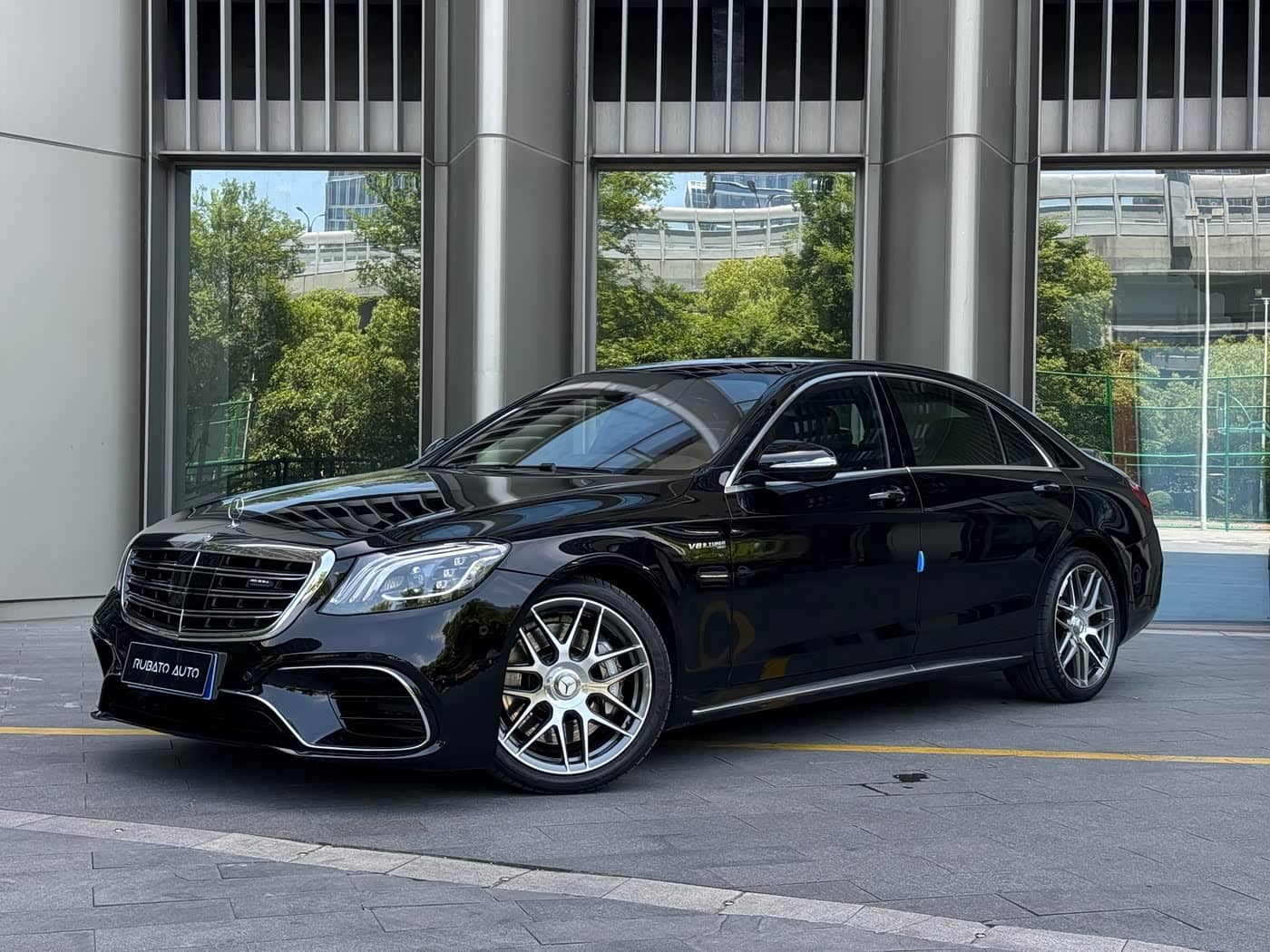 Mercedes-Benz S-Class AMG