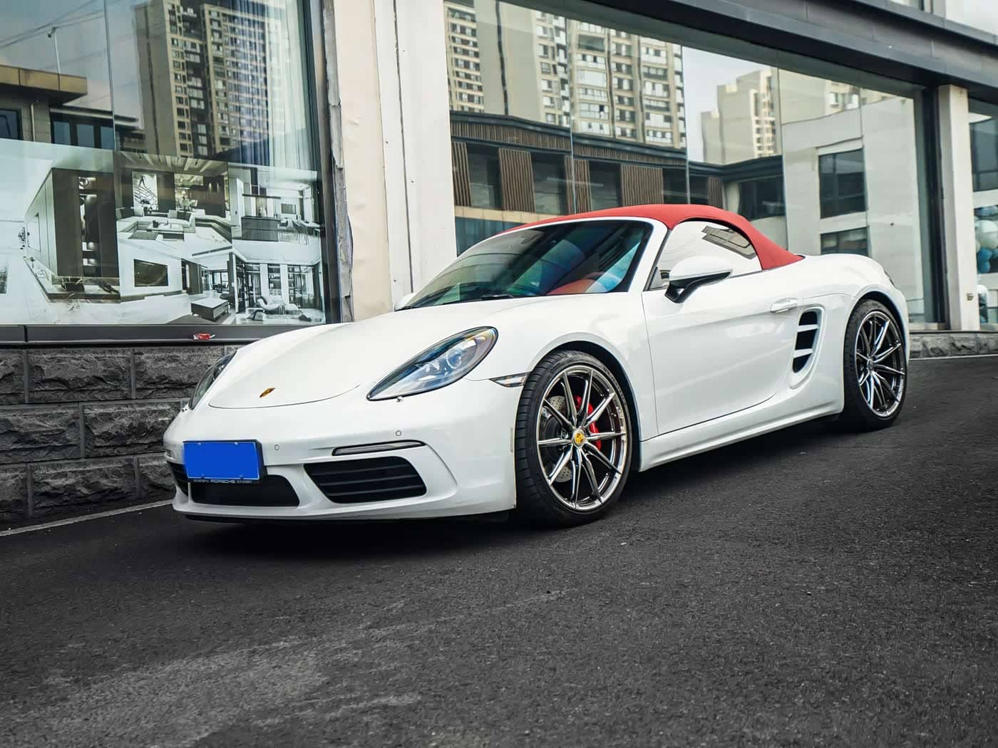 Porsche 718