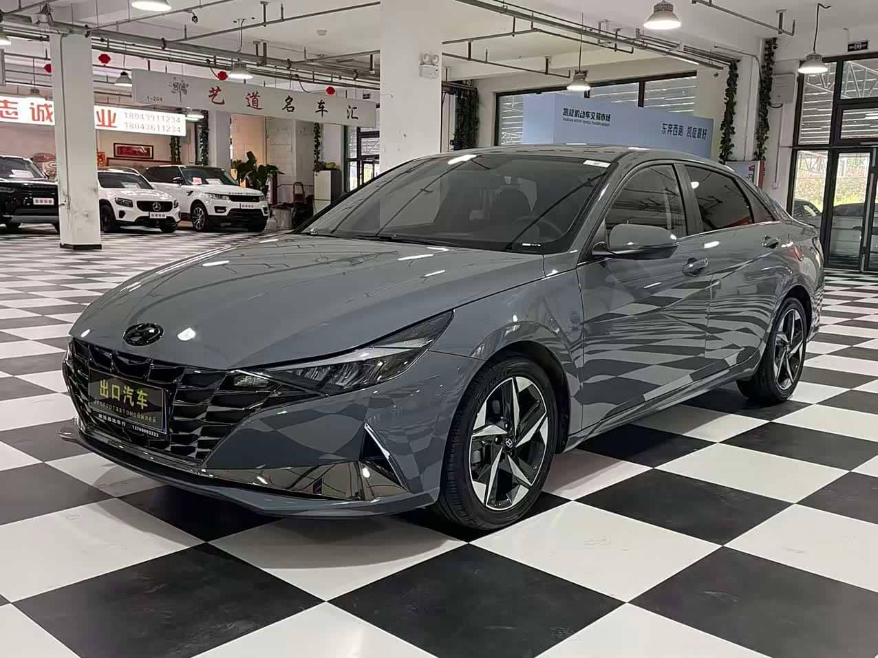 Hyundai Elantra