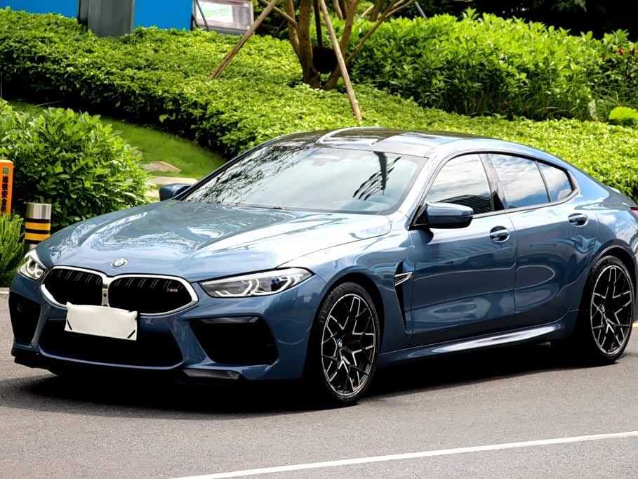 BMW M8
