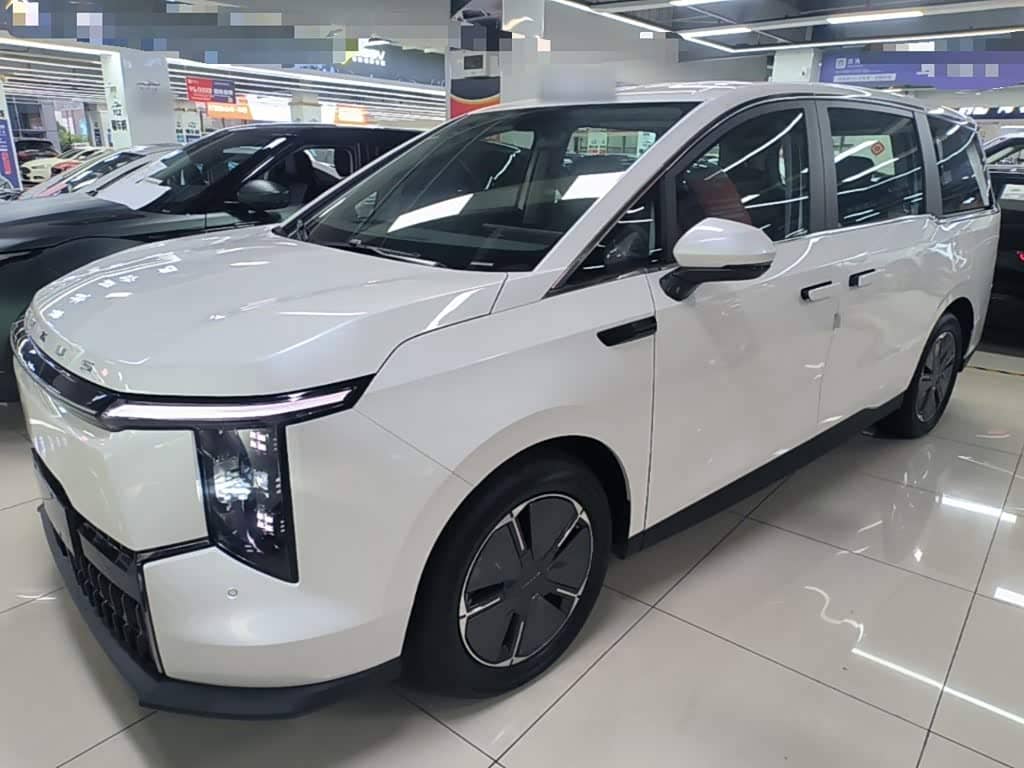 SAIC Maxus Dajia 7