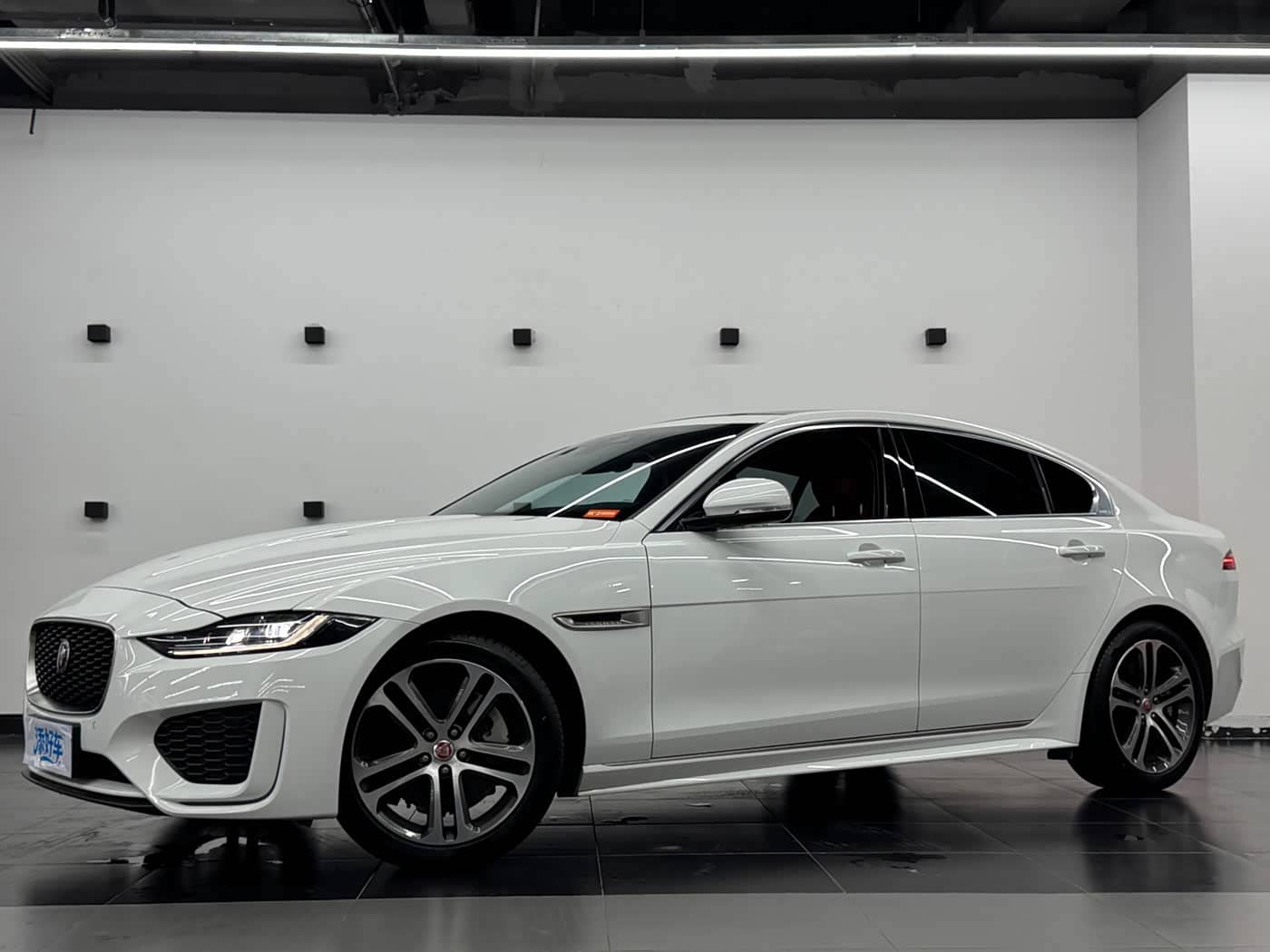 Jaguar XEL