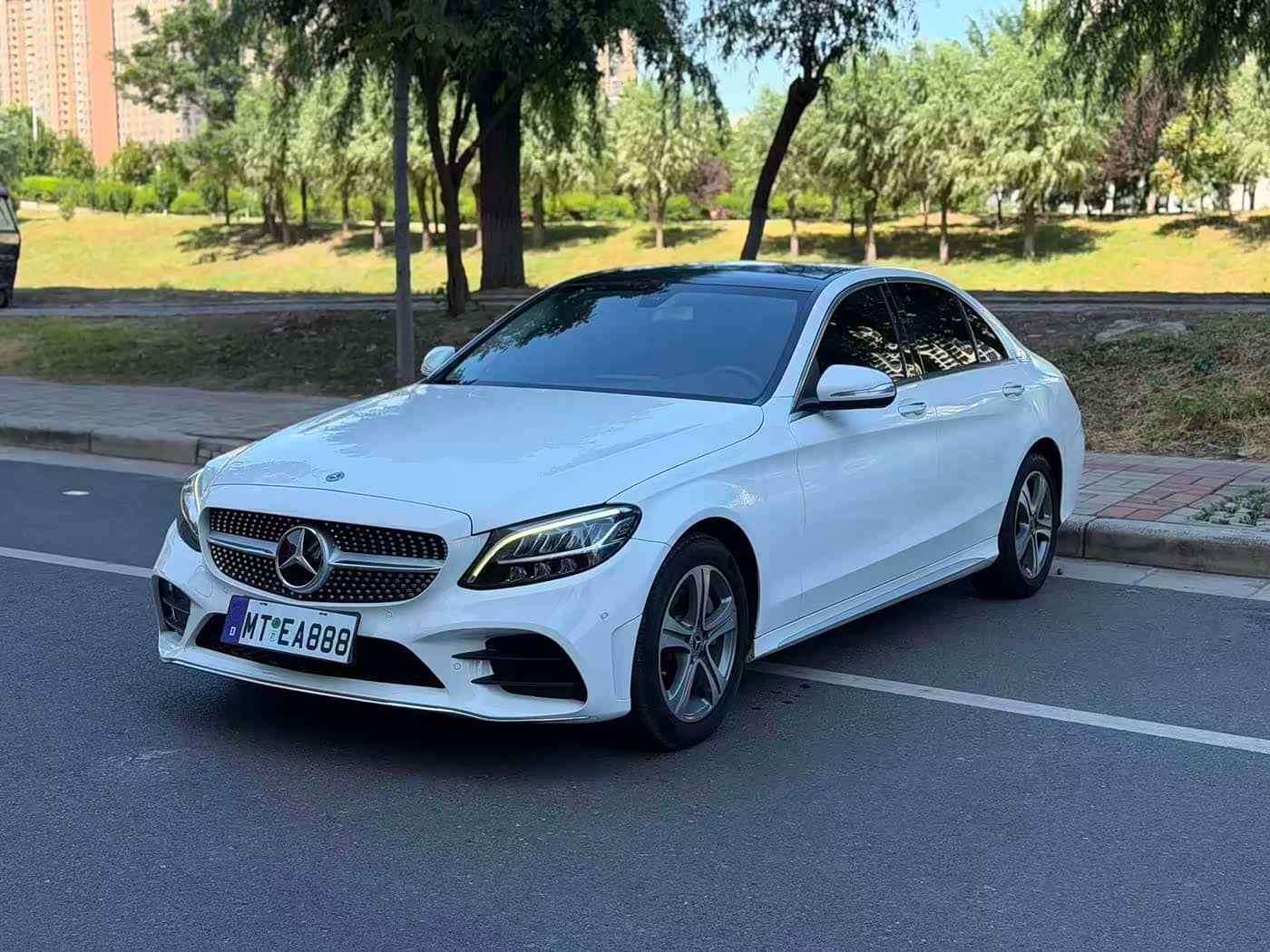 Mercedes-Benz C-Class