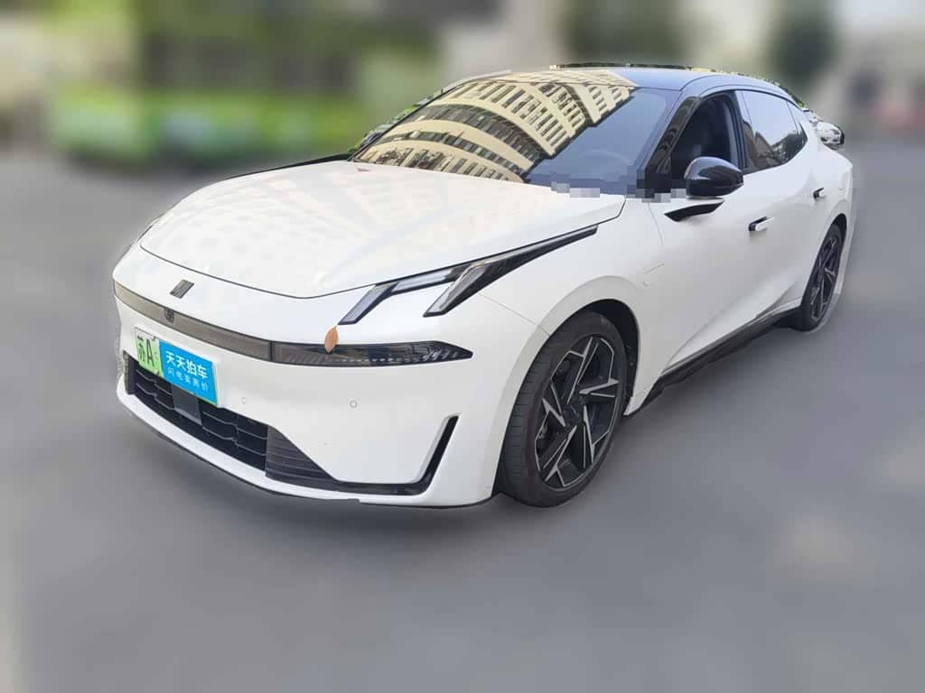 Lynk & Co 07 EM-P