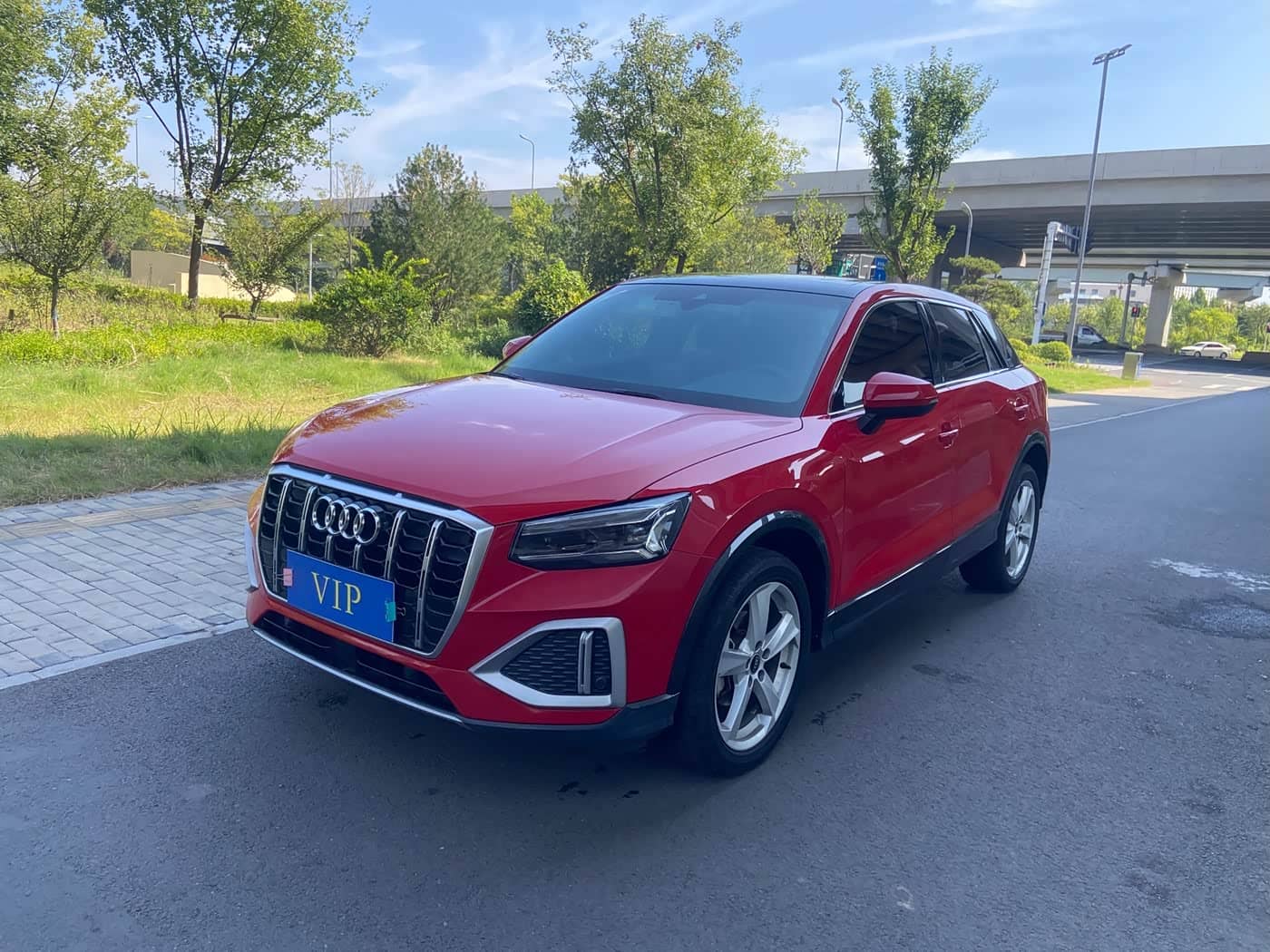 Audi Q2L