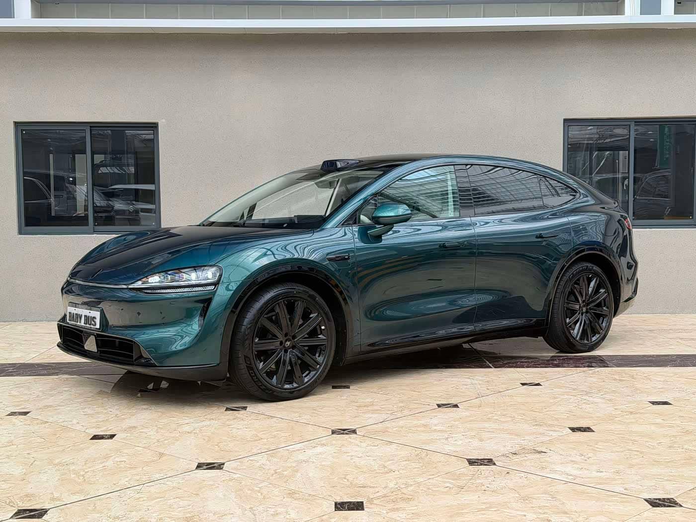 Zhijie Luxeed R7
