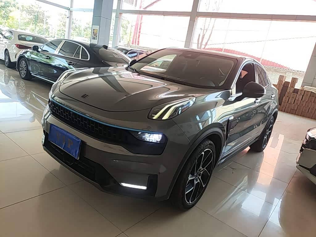 Lynk & Co 05