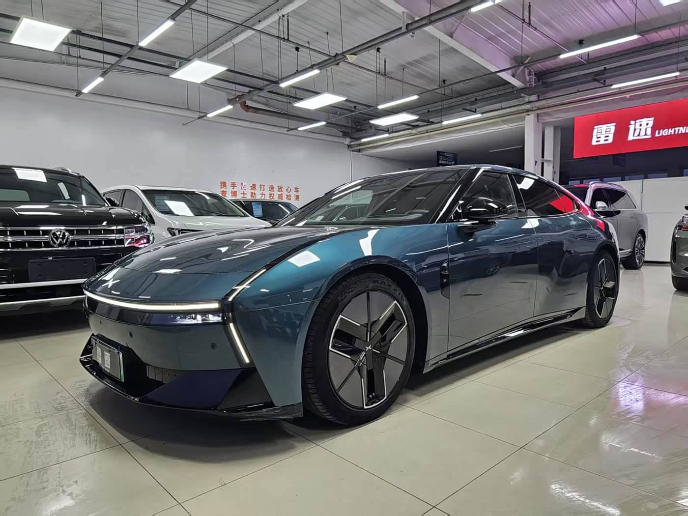XPeng P7