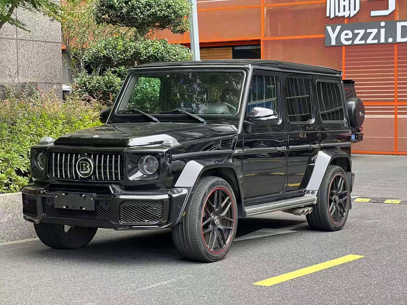 Mercedes-Benz G-Class