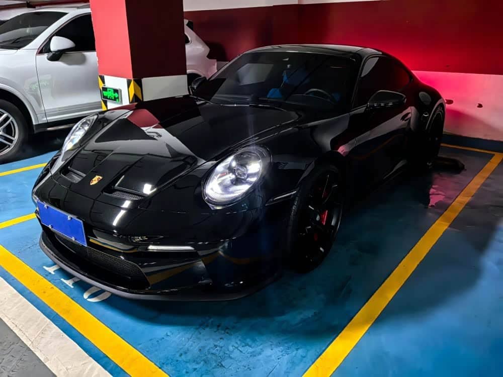 Porsche 911
