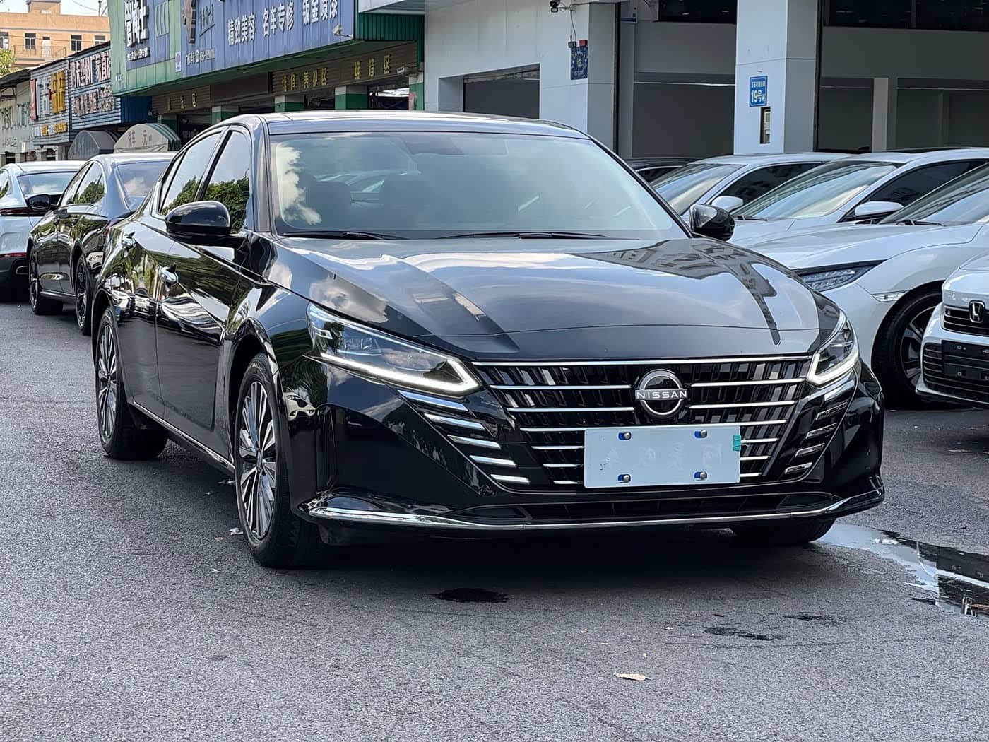 Nissan Teana