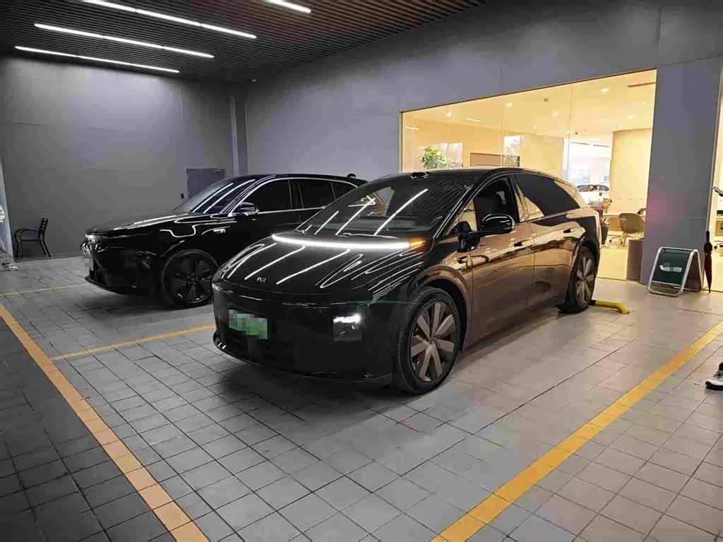 Li Auto i6