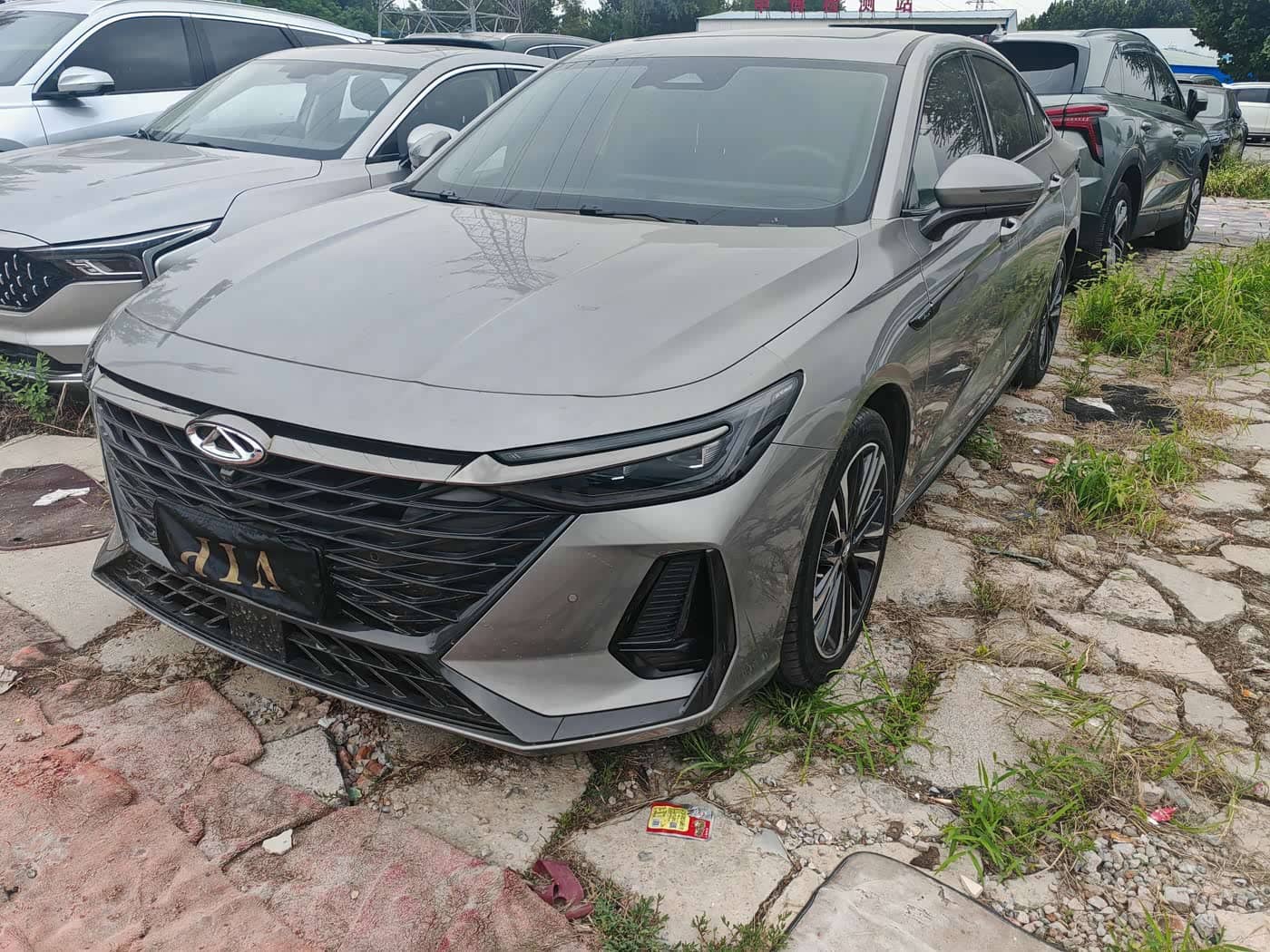 Chery Arrizo 8