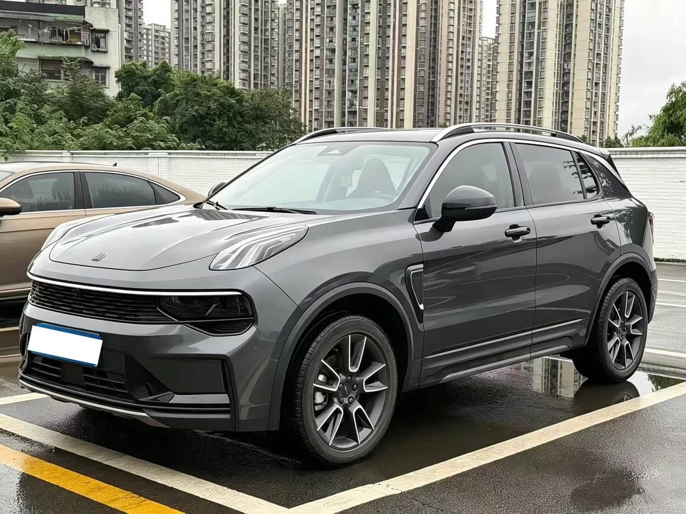 Lynk & Co 01