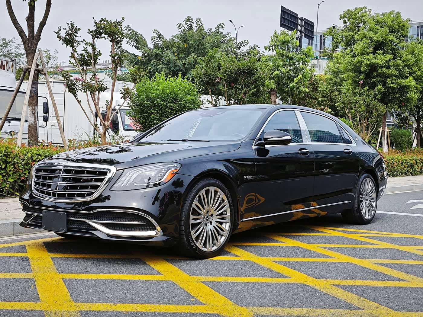 Mercedes-Benz Maybach S-Class