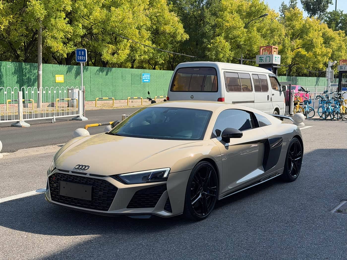 Audi R8