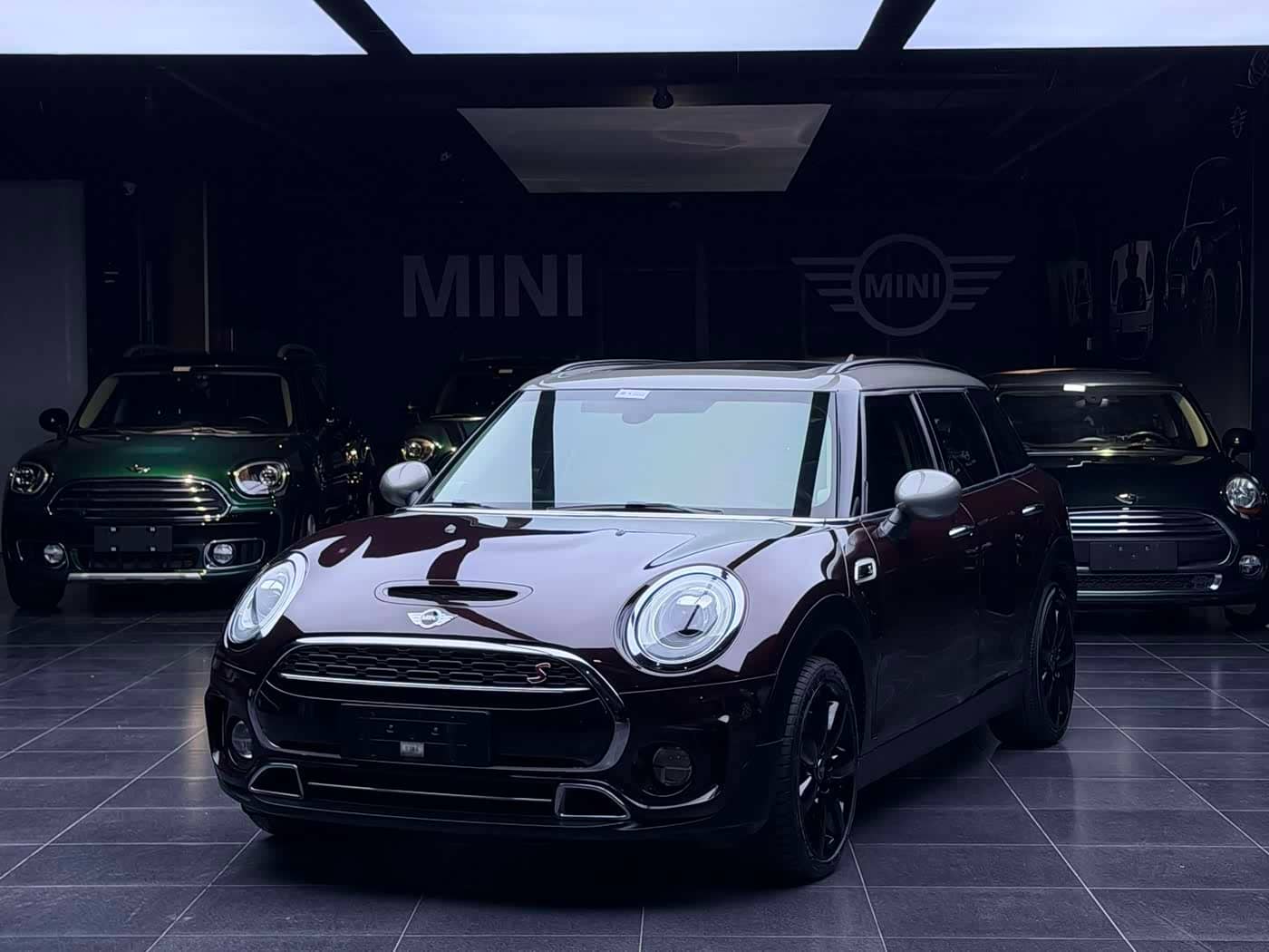 MINI CLUBMAN