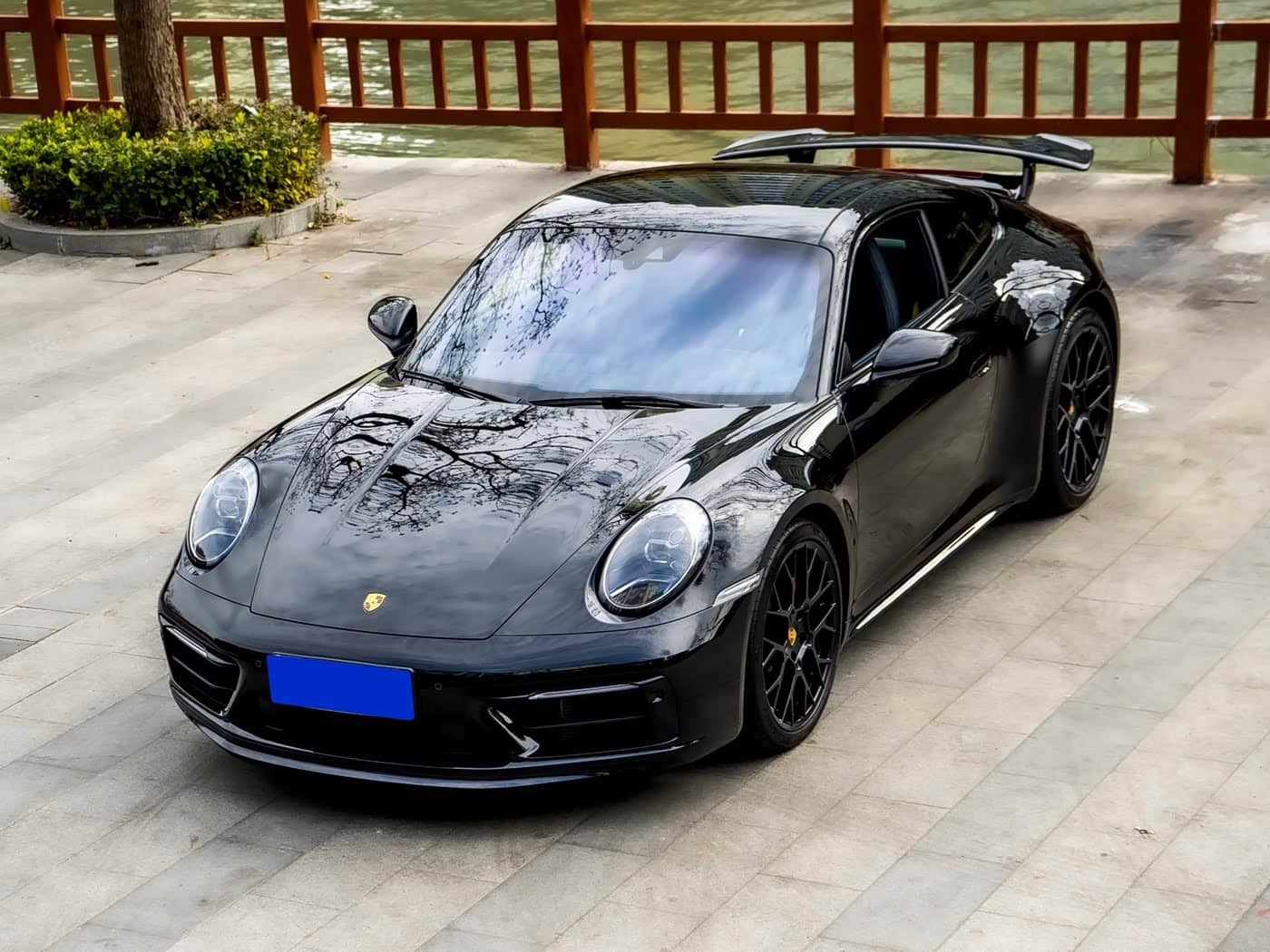 Porsche 911