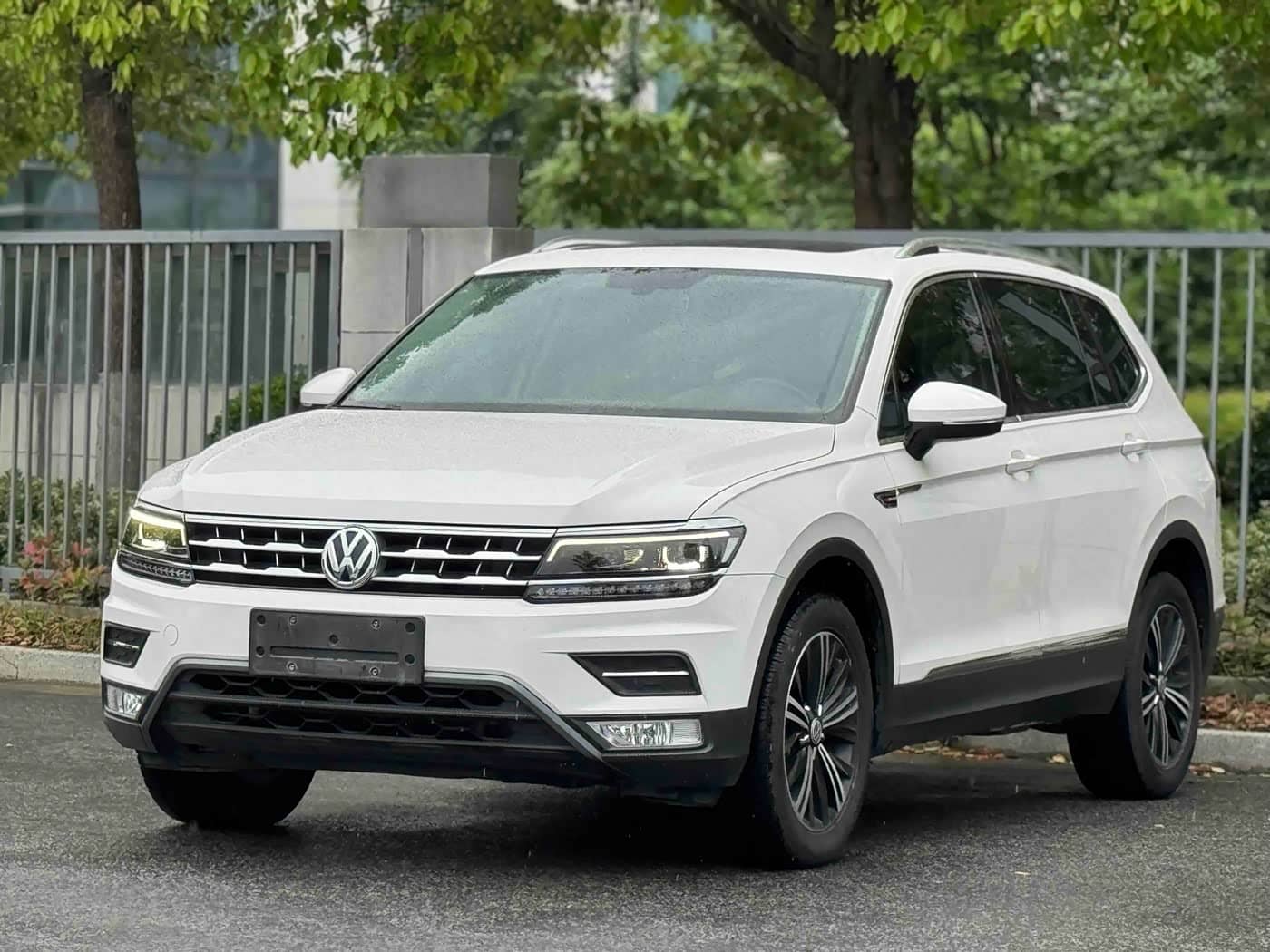 Volkswagen Tiguan L