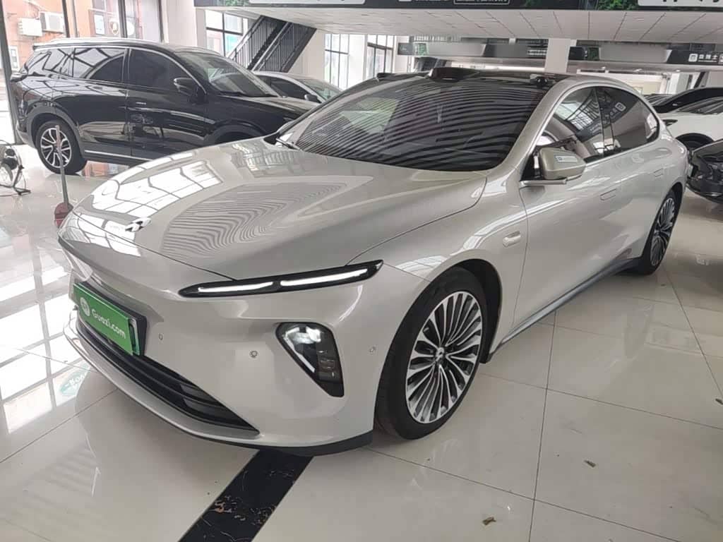 NIO ET7