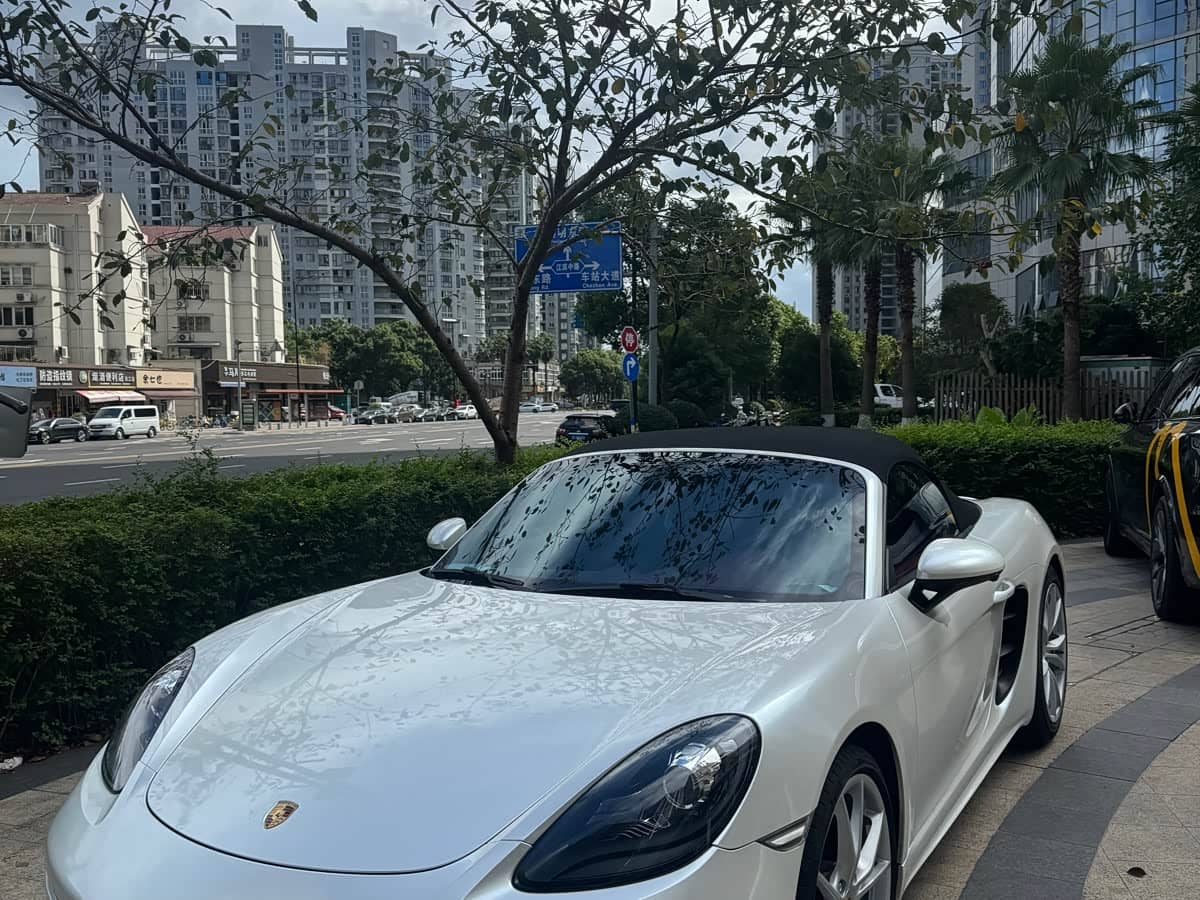 Porsche 718
