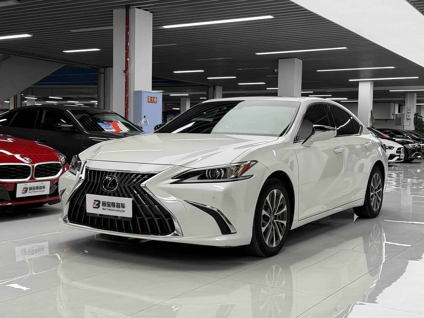 Lexus ES