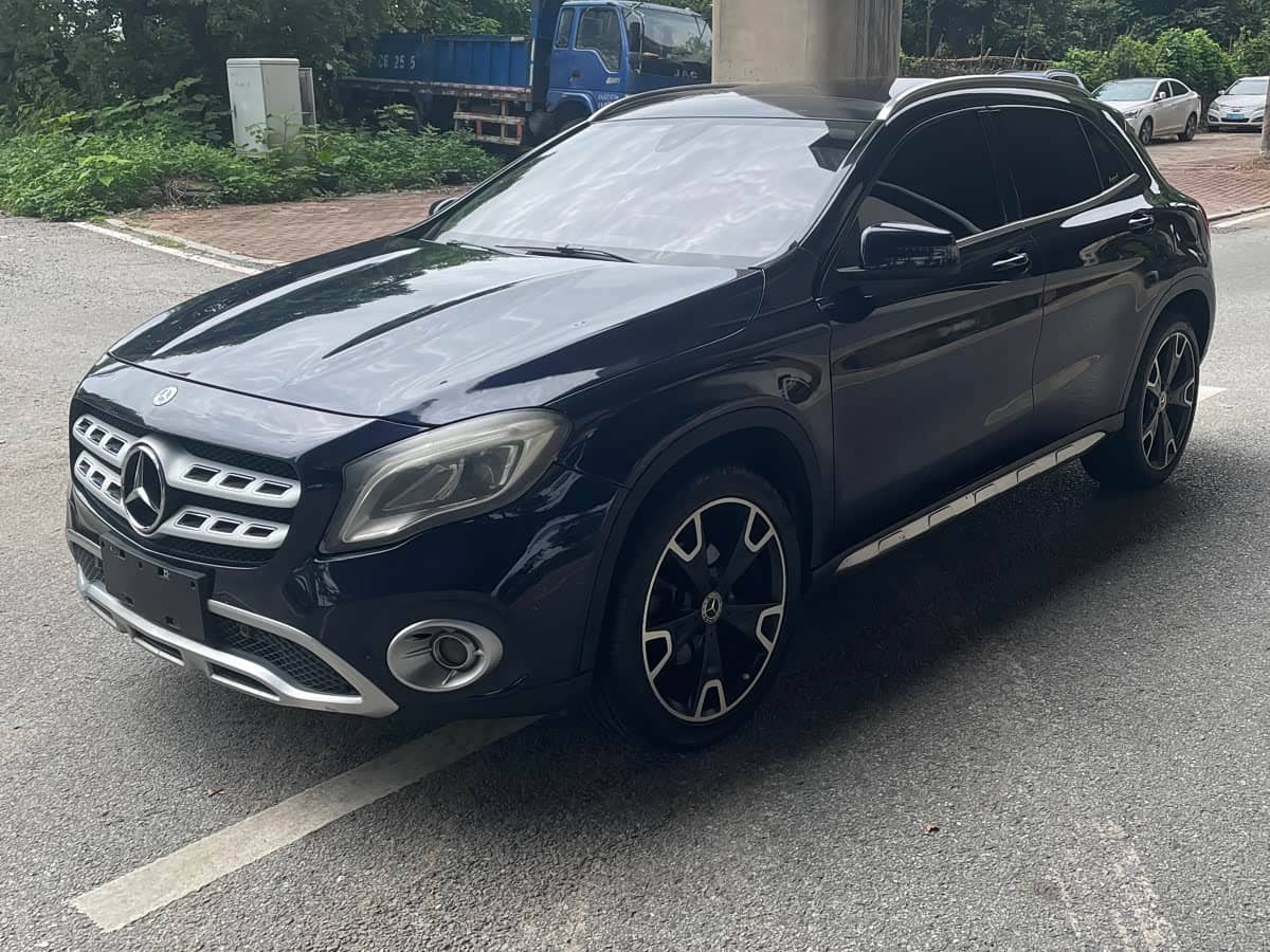 Mercedes-Benz GLA