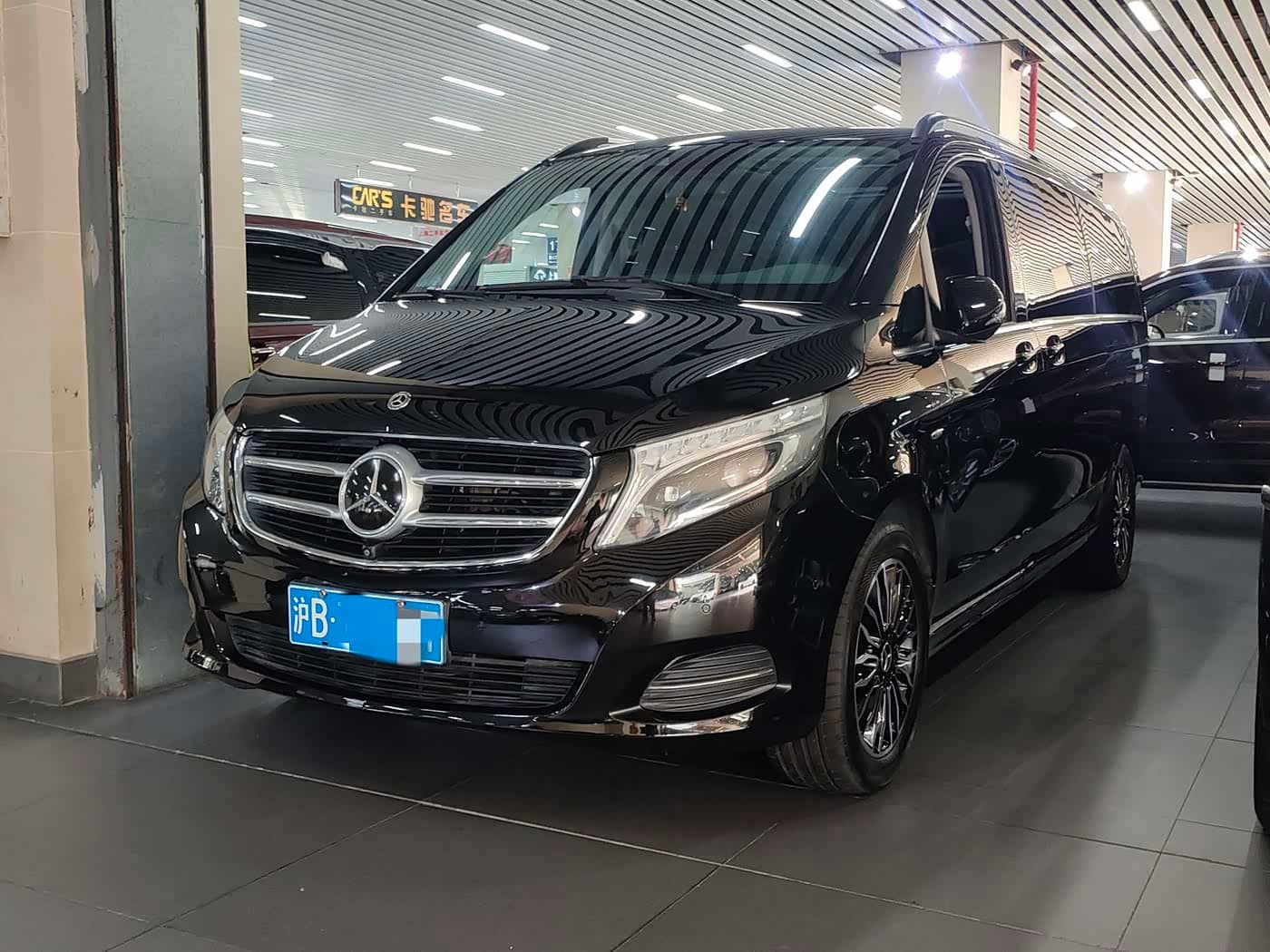 Mercedes-Benz V-Class