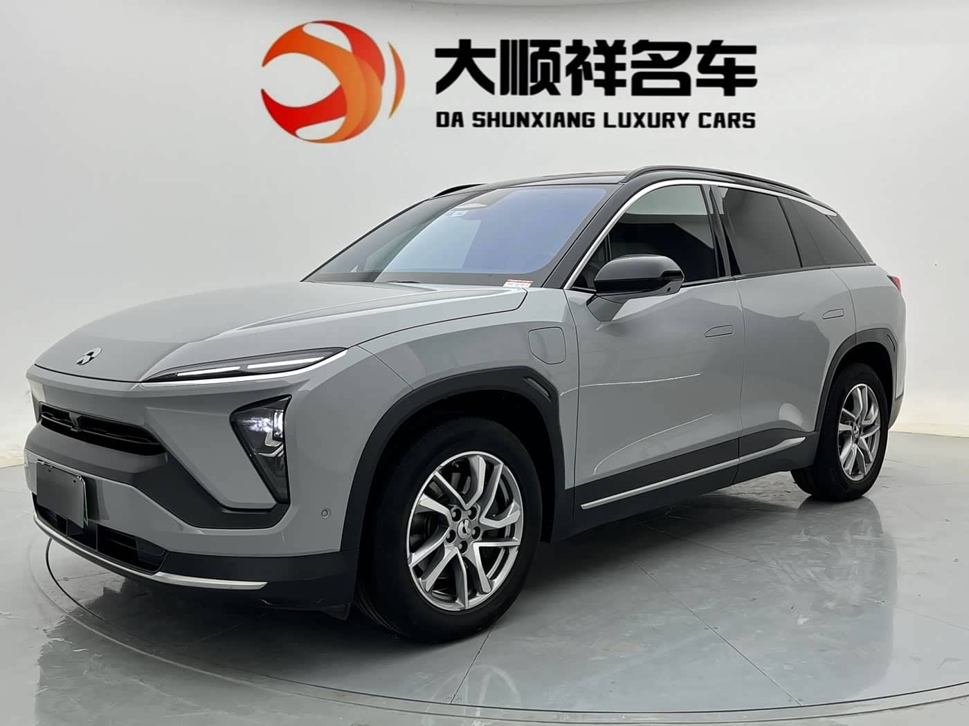 NIO ES6