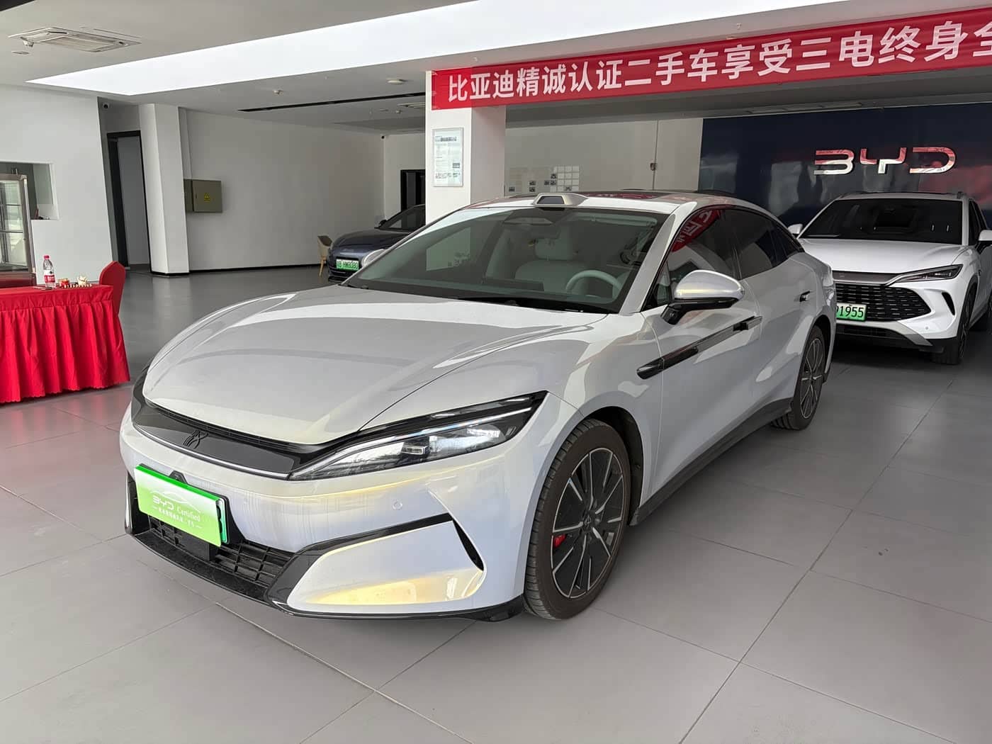 BYD Han L