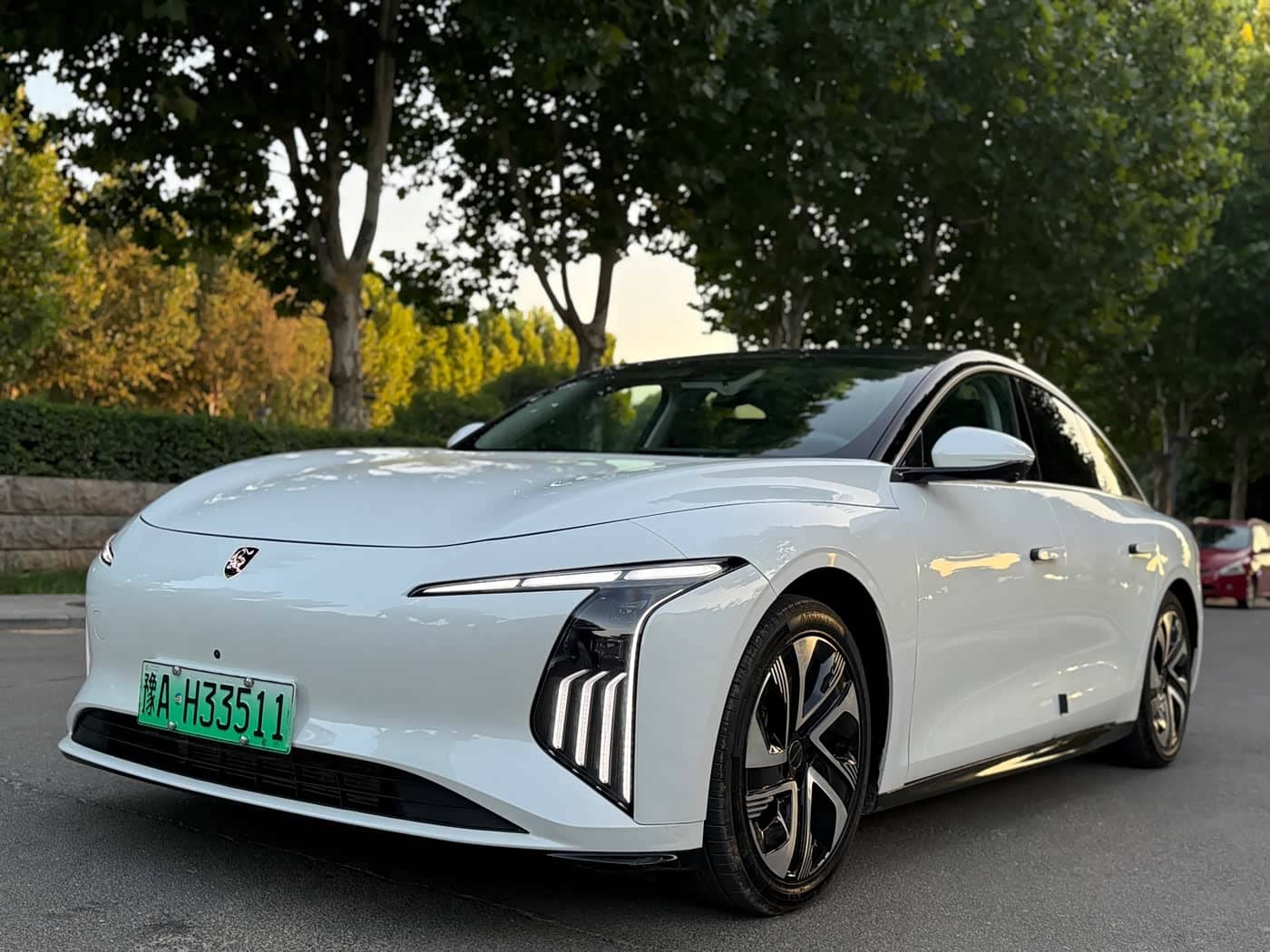 Dongfeng Fengxing Stellar S7