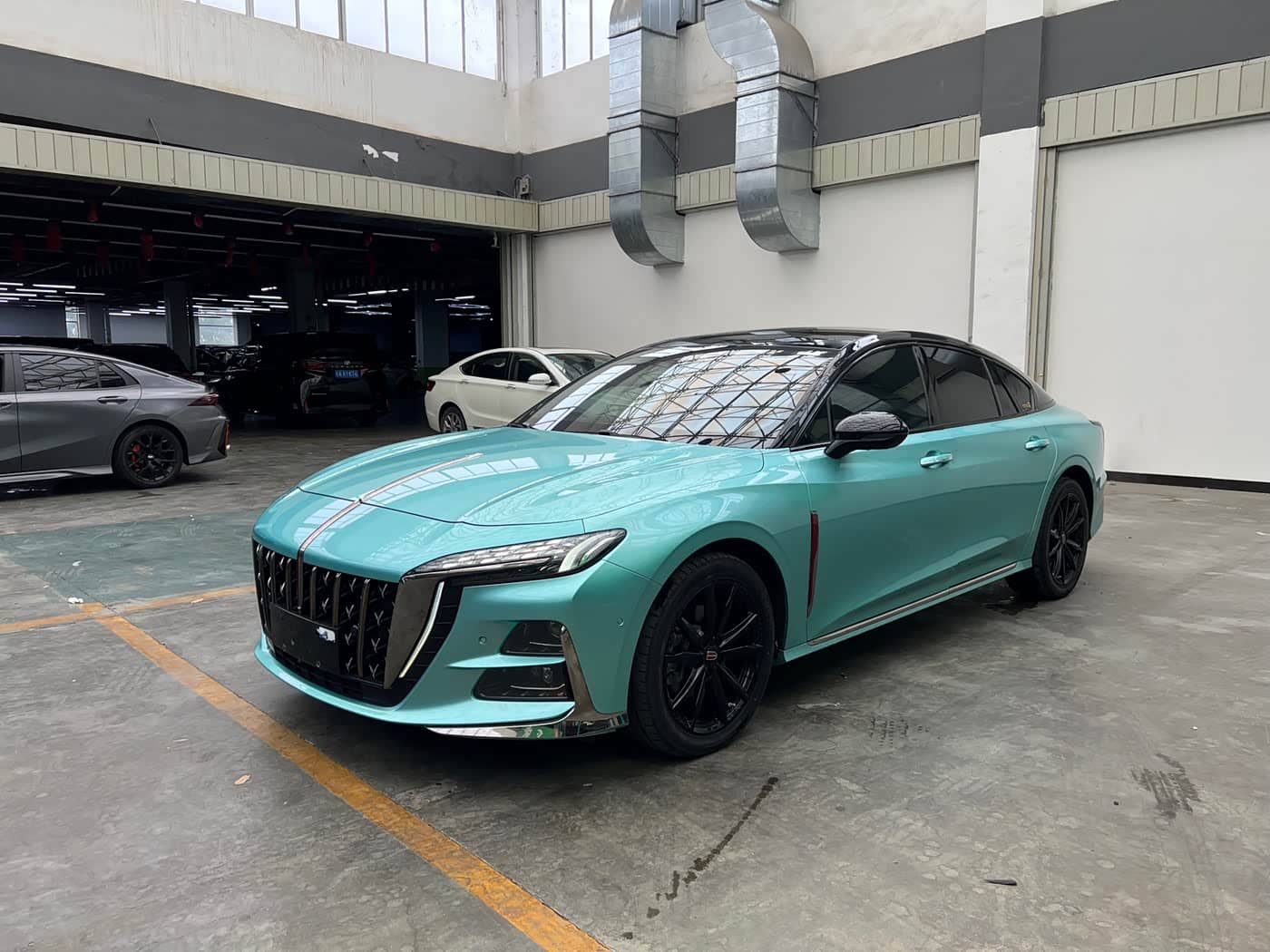 Hongqi H6