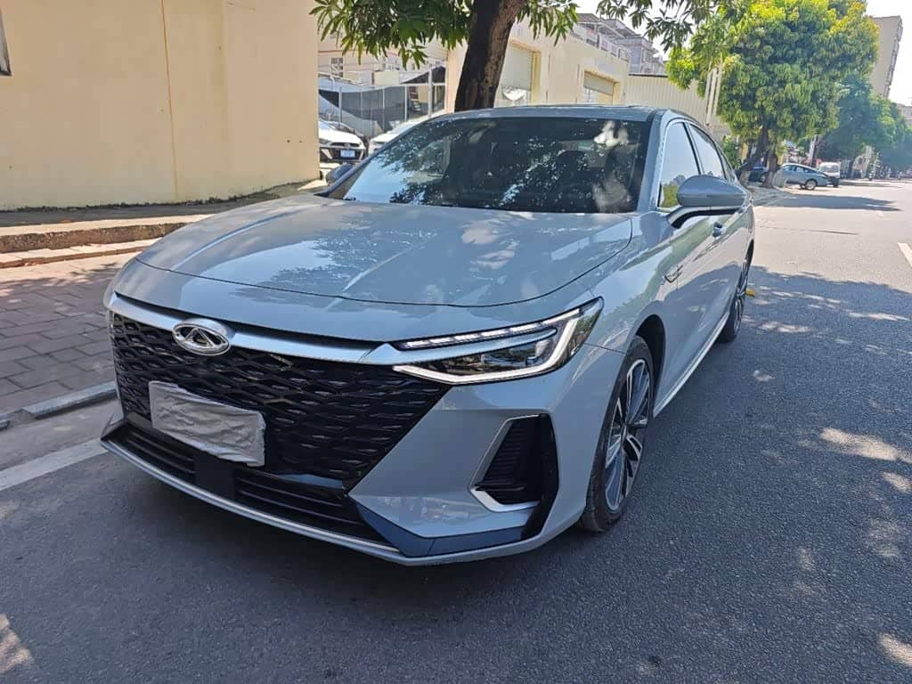 Chery Arrizo 8