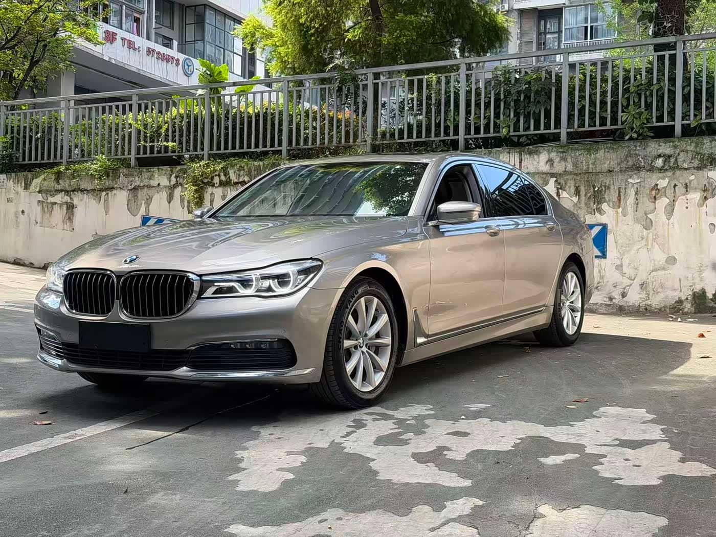 BMW 7 Series