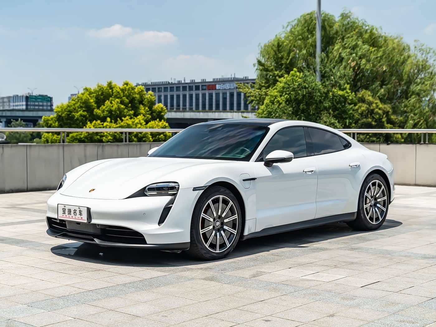Porsche Taycan