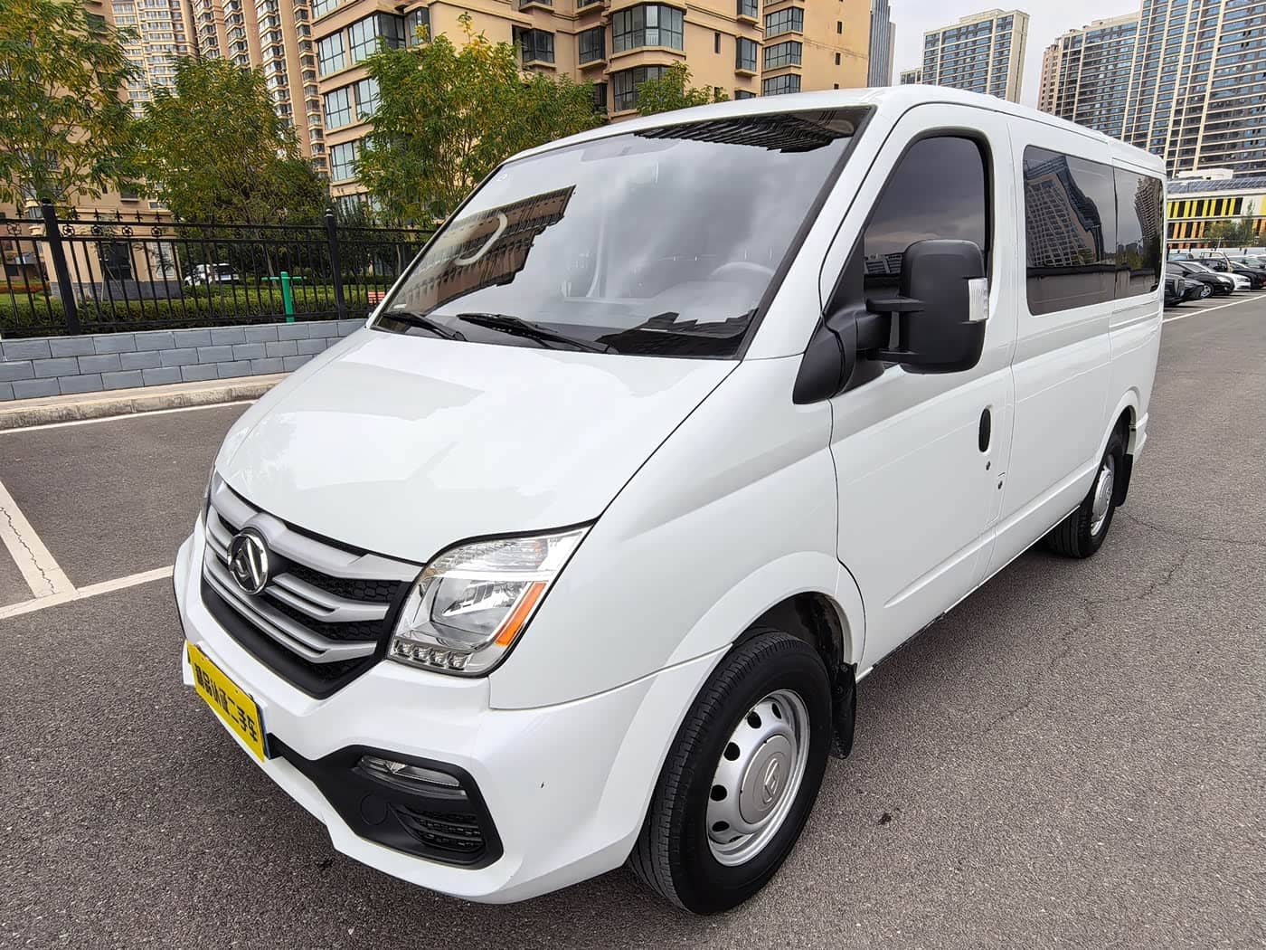SAIC Maxus Xintu V80
