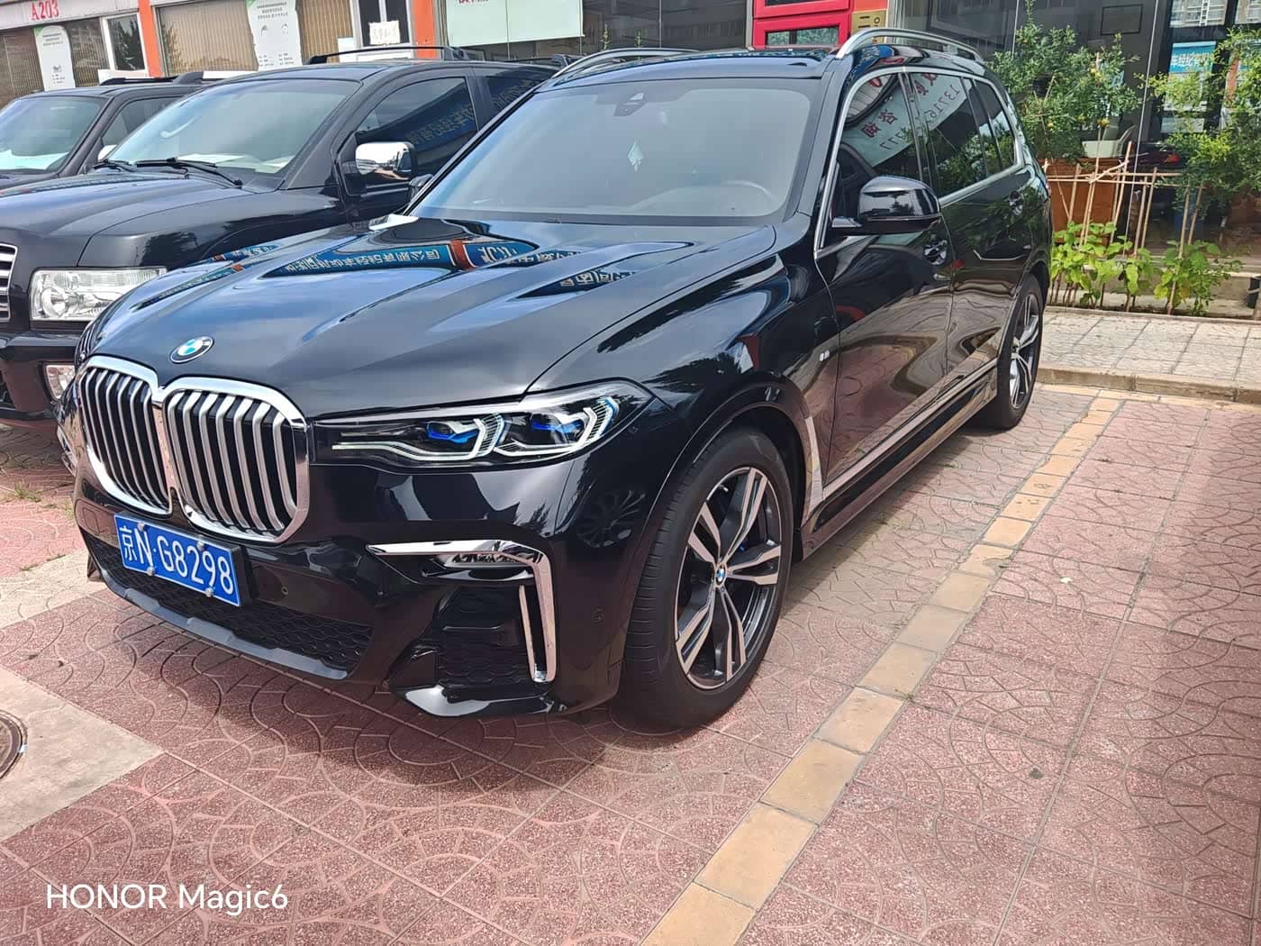 BMW X7